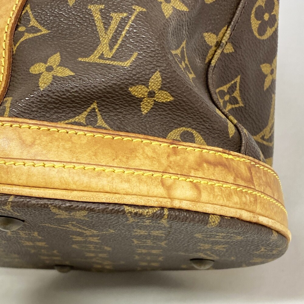 LOUIS VUITTON Authentic Brown Monogram Tote Bag - Picture 6 of 12